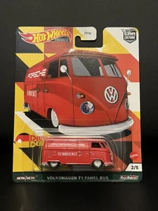 Hot Wheels Premium Deutschland Design Volkswagen T1 Panel Bus 2/5 - Picture 1 of 1