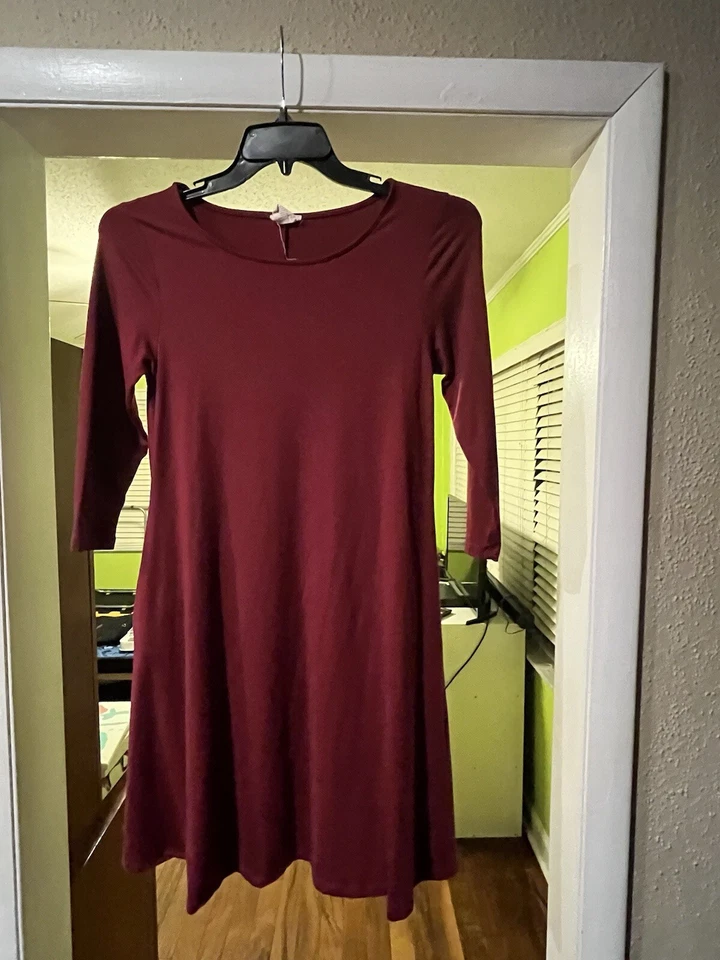 Бургундское платье - Изображение 1 из 1