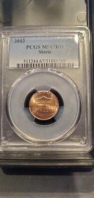 Soberbo! 2012 PCGS MS67RD SHIELD LINCOLN CENT - Imagem 1 de 2