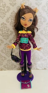 Muñeca Monster High Schools Out Clawdeen Wolf Wave 2 B7 - Imagen 1 de 4