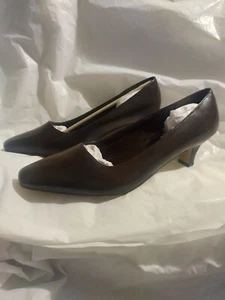 Marrisa Shoes 7W Low Heels Size 12W Women Dark Brown - Picture 1 of 7