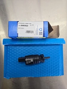 CHEVROLET TRAVERSE WINDSHIELD WIPER WASHER RESERVOIR TANK PUMP OEM 2018 - 2021๐ - Picture 1 of 9