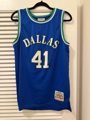 Authentic Mitchell & Ness NBA Dallas Mavericks Dirk Nowitzki  Jersey Sz M 40 - Image 1 of 4