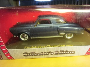 1/43 1950 Studebaker Champion "Blue" Road Signature Die Cast Nuevo - Imagen 1 de 5