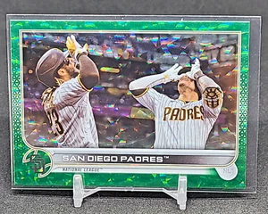 2022 Topps Series 1 Green Foil /499 San Diego Padres Fernando Tatis Jr #124 - Picture 1 of 2