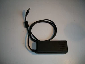 I-MAG Netzteil  100-240V ~ 47-63H, 1A/ 5,0V / 4A - Afbeelding 1 van 3