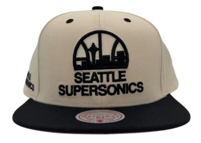 Mitchell & Ness NBA Seattle Supersonics HWC Evergreen Cream & Black Snapback Hat - Image 1 of 4