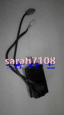1PC USED Yaskawa servo motor SGM7J-04AFC6S #YY - Image 1 of 3