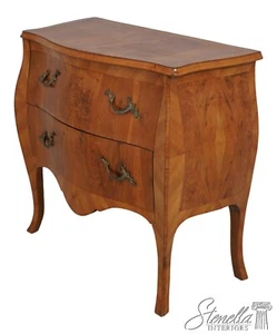 62787EC: Vintage Italian Continental Walnut Commode - Picture 1 of 18