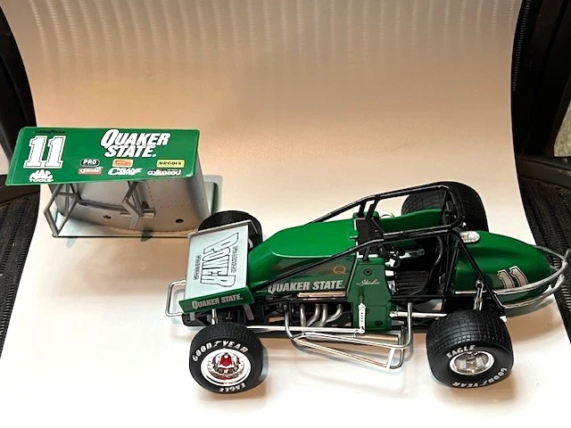 GMP 1/18 Steve Kinser Quaker State Sprint Car #11 First Edition  - Image 1 of 4