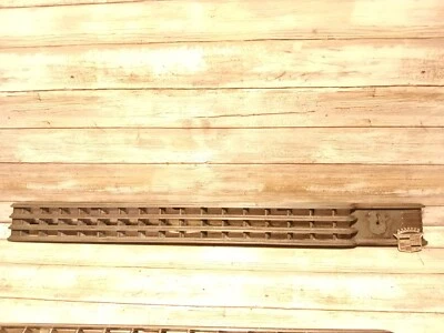 1941 CADILLAC SERIES 60 61 62 HOOD SIDE GRILLE 1440925 RH OEM - Image 1 of 4