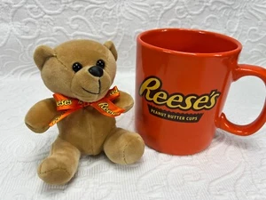 Reese's Peanut Butter Cups Giant GALERIE Mug with Plush Bear - Picture 1 of 5
