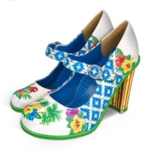 Zapatos de tacón alto Chocolaticas Tropic Mary Jane diseño chocolate caliente talla 38 - Imagen 1 de 11