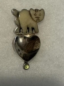 Broche prendedor eco del soñador tallado gato jaspe peridoto 925 esterlina - Imagen 1 de 10