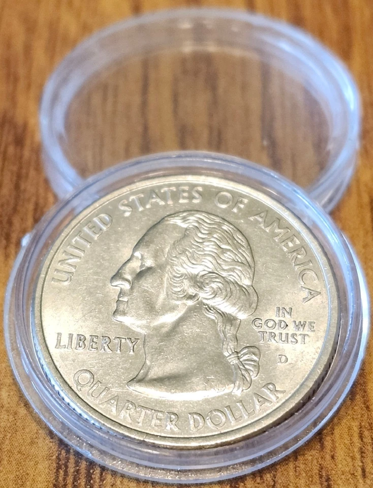 50% Off Sale - 2001D New York State Collectible Quarter from Bank Rolls - Image 1 of 4