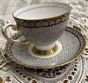 Tazza e piattino toscano fine ossa fine Cina dall'Inghilterra - Foto 1 di 9