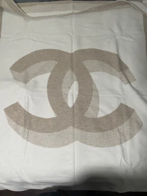 CHANEL blanket  - Image 1 of 4