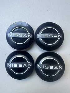OEM Nissan 2023 Versa Maxima Altima Wheel Ornament Center Cap 40342-ZM70B - Picture 1 of 5