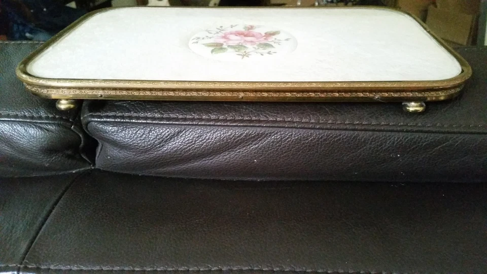 Messing Glas Tablett Kugelfüße Stickereien Porzellan Rosen Ornament 32x19,5cm - Bild 1 von 4