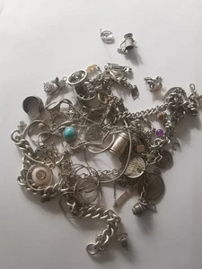 SCRAP Gioielli in argento sterling 197 g. R99 - Foto 1 di 4
