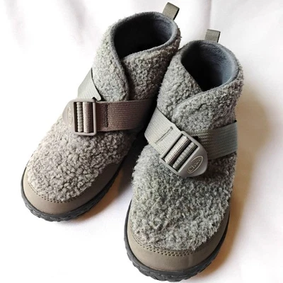 Zapatillas de campamento Chaco para mujer Ramble Fluff polar talla 7,5  Foto 1 de 4