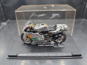 Altaya 1:24 Troy Bayliss Ducati 996R Superbike Imola 2001 - Picture 1 of 10
