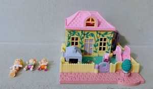 Vintage Polly Pocket Kindergarten Spielset KOMPLETT - Bild 1 von 12