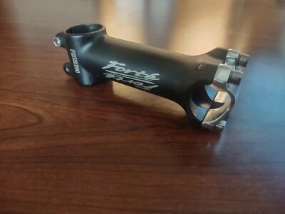 Forte Pro 2014 Alloy Stem 1-1/8in Threadless 25.4mm 105mm Black Road Bike 7 deg - Image 1 of 4