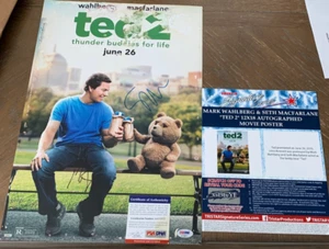 Raro póster TED 2 firmado por Mark Wahlberg Seth McFarlane PSA/DNA dañado - Imagen 1 de 8