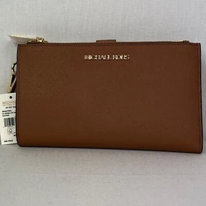 Michael Kors MK Jet Set Travel Double Zip Phone Wristlet Wallet Brown - Picture 1 of 7