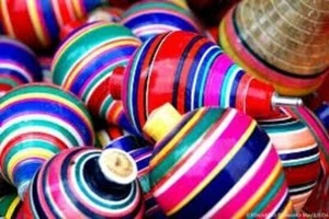 3 X Multi-Color Wood Trompo Mexican Traditional Toy Handmade New - Picture 1 of 5