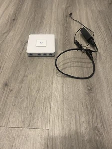 Ubiquiti Networks UniFi Security Gateway 1000Mbps Gigabit (USG) - Afbeelding 1 van 2