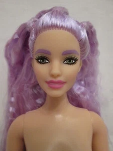 Nude Barbie Extra Doll #18 Very Long Purple Crimped Hair 2022 Curvy Articulated - Picture 1 of 10