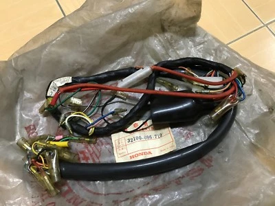 Honda Cub C70 C70M3 Main Harness Wire NOS Genuine Japan P/N 32100-086-710 - Imagem 1 de 3