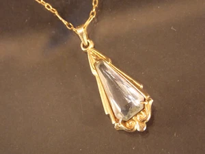 Art Déco Kette mit Anhänger antik Messing vergoldet/gold Bergkristall/Glas L 43 - Bild 1 von 5