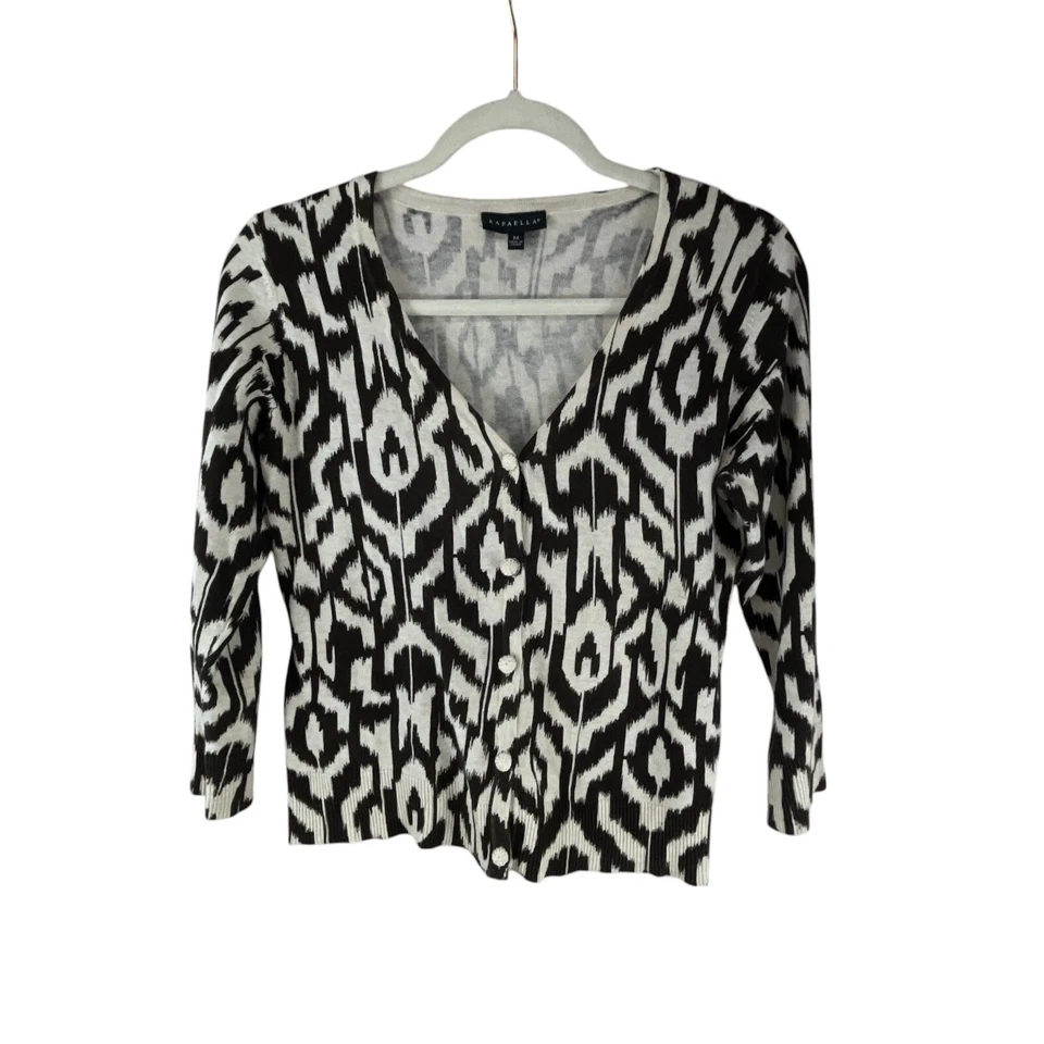 Rafaella 黑色白色 Ikat 印花纽扣开衫 M 3/4 袖毛衣上衣 — 第 1/4 张图片