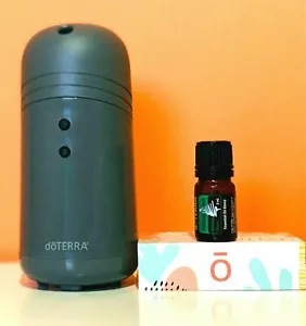 doTERRA Roam Portable UltraSonic Diffuser & Holiday Peace 5ml Set Aromatherapy - Picture 1 of 12