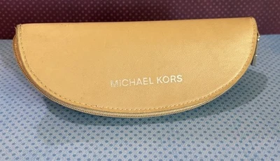 Gafas de sol de cuero tostado vintage MICHAEL KORS estuche softshell con cremallera Foto 1 de 4