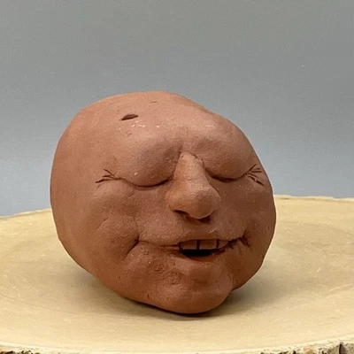 复古 Human Face Head Terracotta Ocarina / Vessel Flute Eyes Shut 3 签名 94 — 第 1/4 张图片