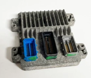 2005-2006 GM Chevrolet GMC 5.3L 6.0L PCM ECM ECU 12597883 - Picture 1 of 2