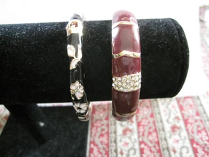 JIU LONG XING B/W Floral w Butterfly & Burgundy Rhinestone Hinged Bracelets - Picture 1 of 6