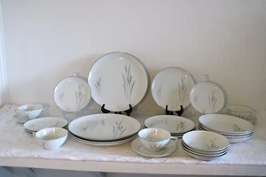 FINE CHINA OF JAPAN PLATINUM WHEAT MSI 28 Pcs 7 Pc Place Setting Service for 4 - Picture 1 of 21