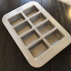 Baking Tin - Picture 1 of 3