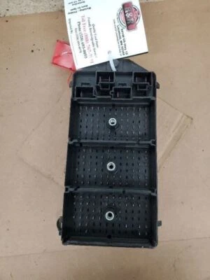 Fuse Box Engine Fits 00-05 CENTURY 282734 - Image 1 of 4