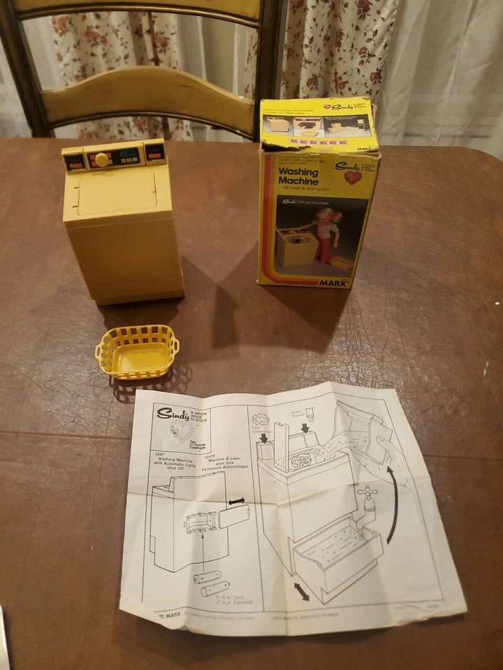 Vintage 1979 Sindy Doll Washing Machine Kitchen Appliance MARX Toys 1247.  - Image 1 of 4
