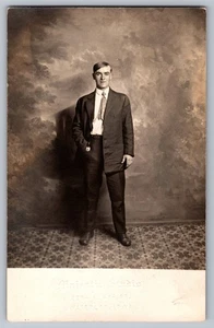 Antike Echt Foto Postkarte Majestätisches Studio 220 E 4th St Waterloo Iowa #1660 - Bild 1 von 2