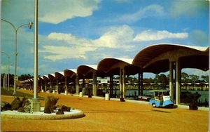 Vintage Postcard The Broadwater Beach Hotel Marina Biloxi MS Deep South Card - Picture 1 of 3