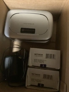 Netgear ProSafe FS608 8 Port 10/100 Fast Ethernet Network Switch w/ AC Adapter - Picture 1 of 2