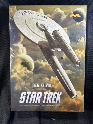 Kit de modelo 1/1000 USS Kelvin Star Trek lacrado novo na caixa - Imagem 1 de 4