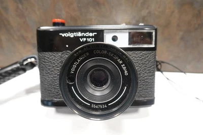 Voigtlander VF101 35mm Rangefinder Compact Film Camera (made by Rollie) 2.8/40 - Image 1 of 4